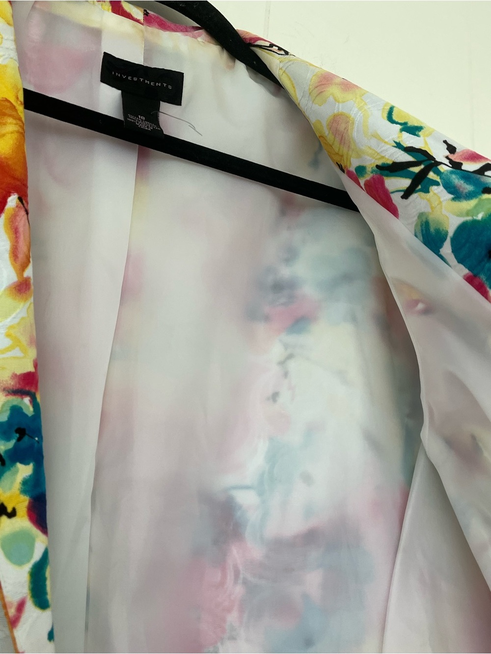 Investments Vibrant Colorful Watercolor Floral Blazer Size 18 Pink Yellow - Picture 9 of 16